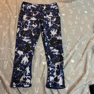Fabletics power hold leggings size 4 used